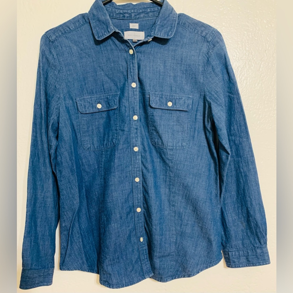 Women’s LOFT Button Up